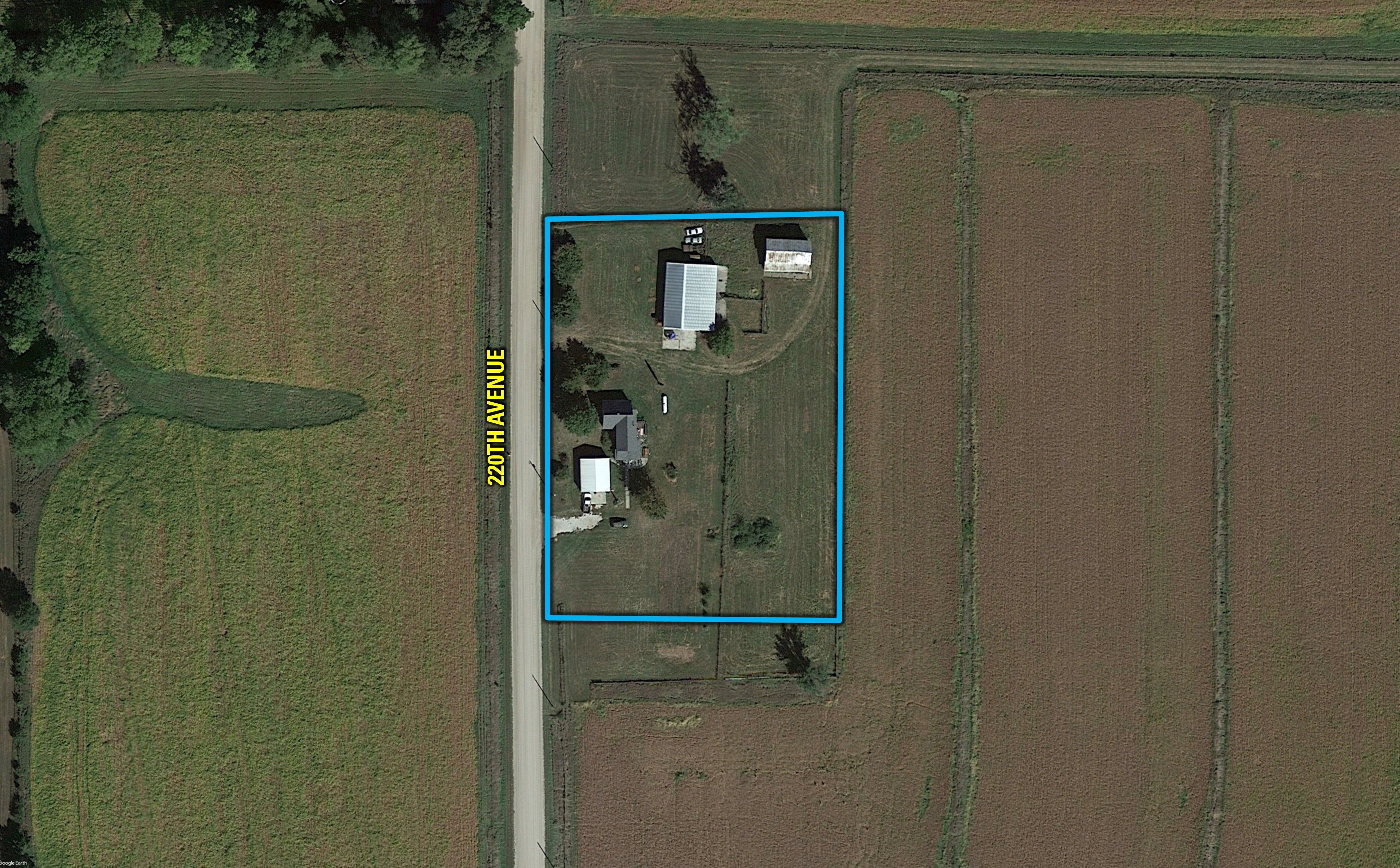 Listing Photo: House Close